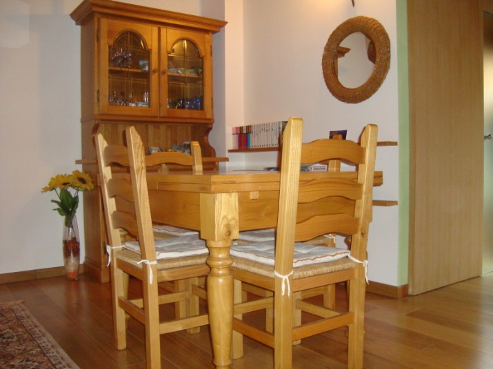 tavolo romagnolo allungabile